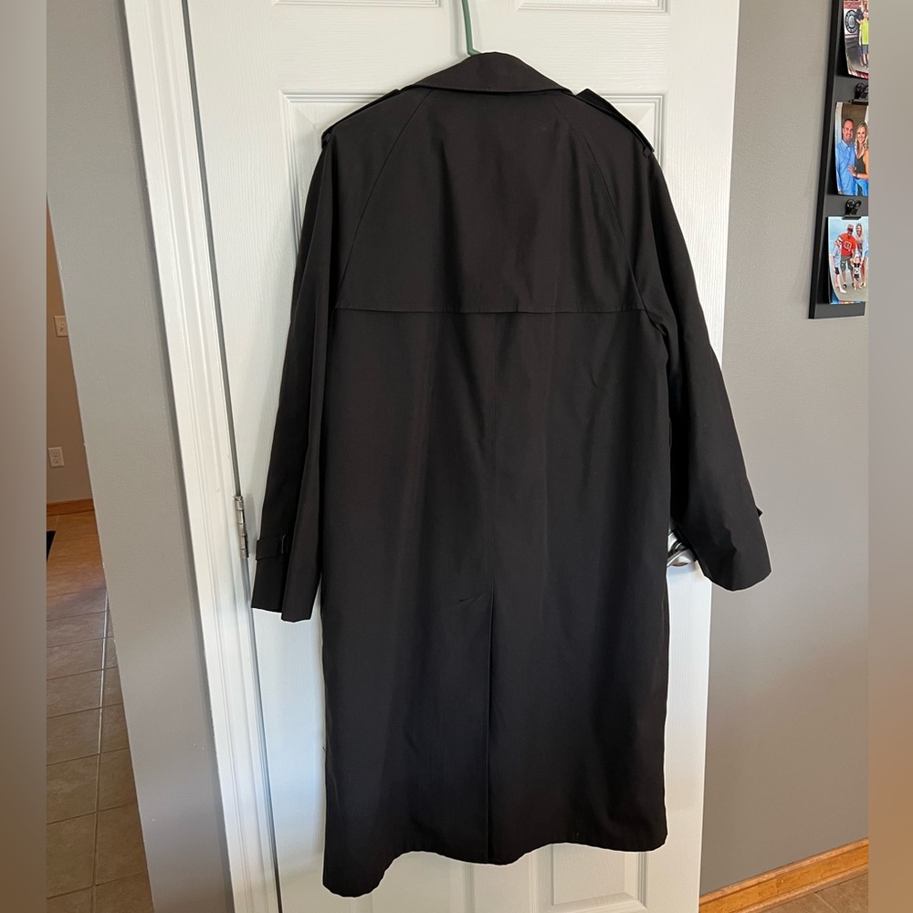 Mens Black Lined Trench Coat Made in USA Sz 42 R - Picture 2 of 10